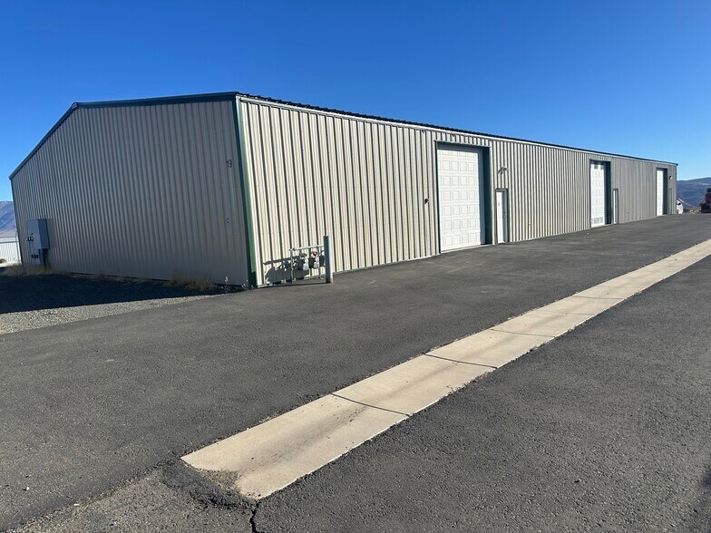 Primary Photo Of 19 PPF Way, Mound House Warehouse For Lease