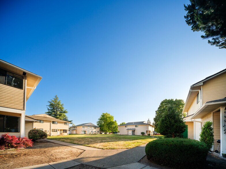 More Photos Of 2540-2594 Lee St SE, Salem Apartments For Sale