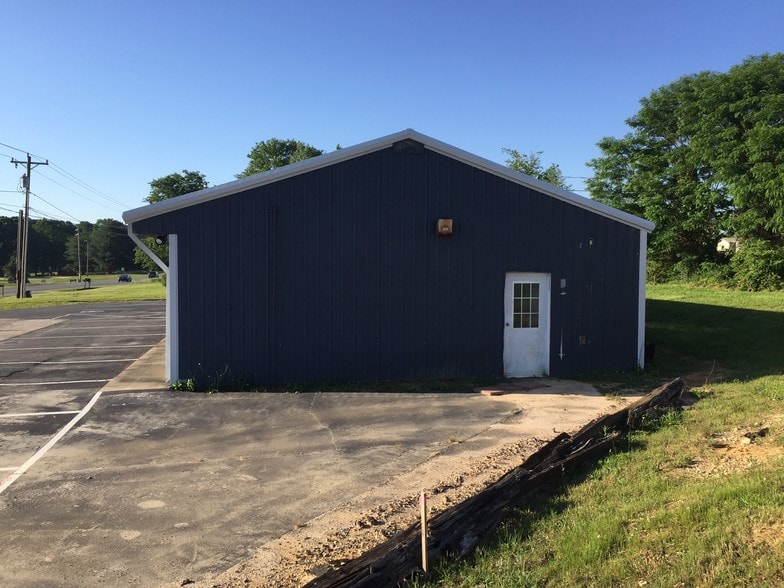 More Photos Of 1707 N Post Rd, Shelby Office For Sale