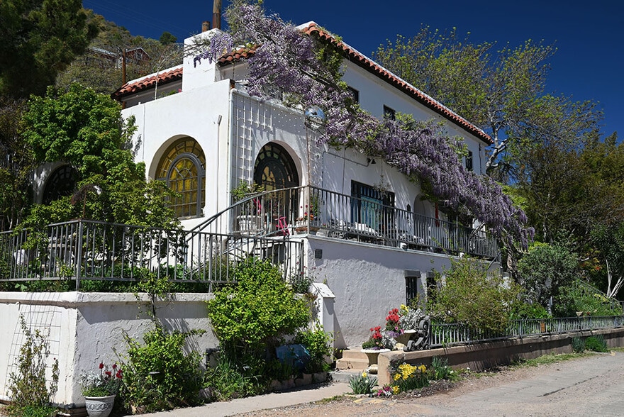 Primary Photo Of 100 Hill St, Jerome Hospitality For Sale