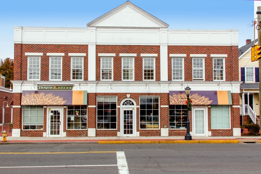 Primary Photo Of 1063 Boston Post Rd, Darien Storefront Retail Office For Lease