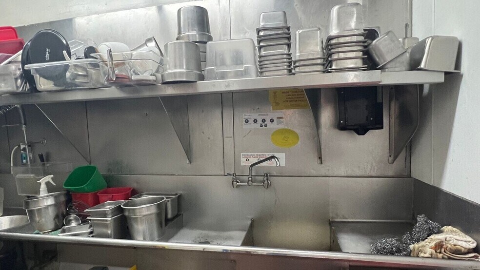 More Photos Of 25598 E Baseline St, San Bernardino Storefront Retail Office For Sale