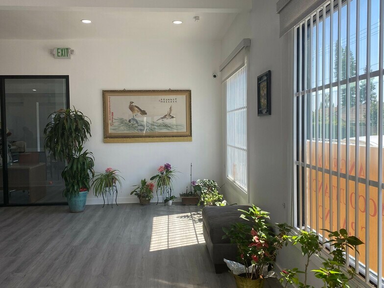 More Photos Of 19104 Norwalk Blvd, Artesia Storefront For Lease