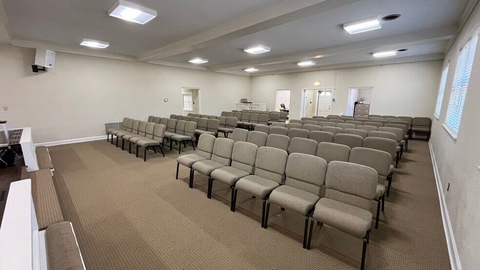 More Photos Of 3898 Kernersville Rd, Winston-Salem Specialty For Sale