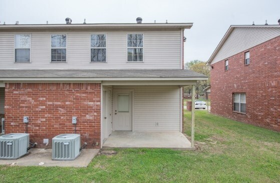 More Photos Of 900 Madden Rd, Jacksonville Apartments For Sale