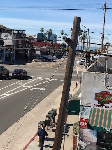 More Photos Of 123-155 Washington Blvd, Marina Del Rey Office For Lease
