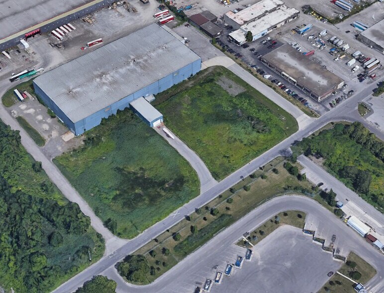 More Photos Of 475 Kenora Av, Hamilton Land For Lease