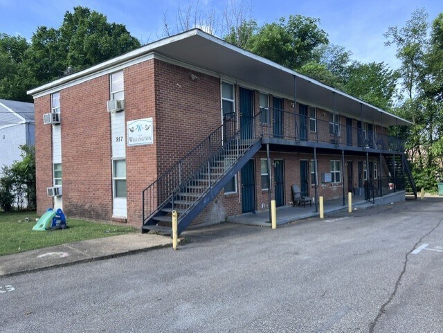More Photos Of 957 Wellington St, Memphis Apartments For Sale