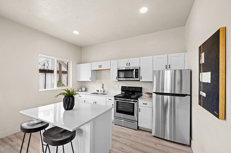 More Photos Of 400 700 S, Salt Lake City Multifamily For Sale