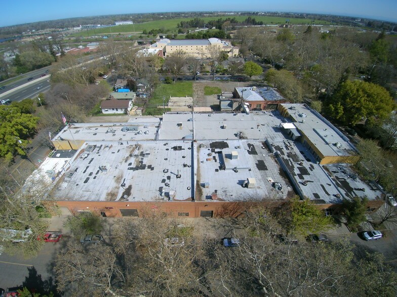 More Photos Of 320-350 Alhambra Blvd, Sacramento Warehouse For Lease