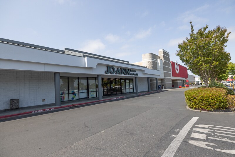 More Photos Of 425 Rohnert Park Expy W, Rohnert Park Freestanding For Lease
