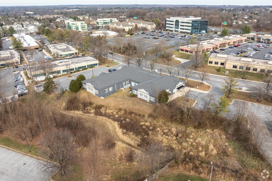 More Photos Of 8805 Columbia 100 Pky, Columbia Medical For Lease