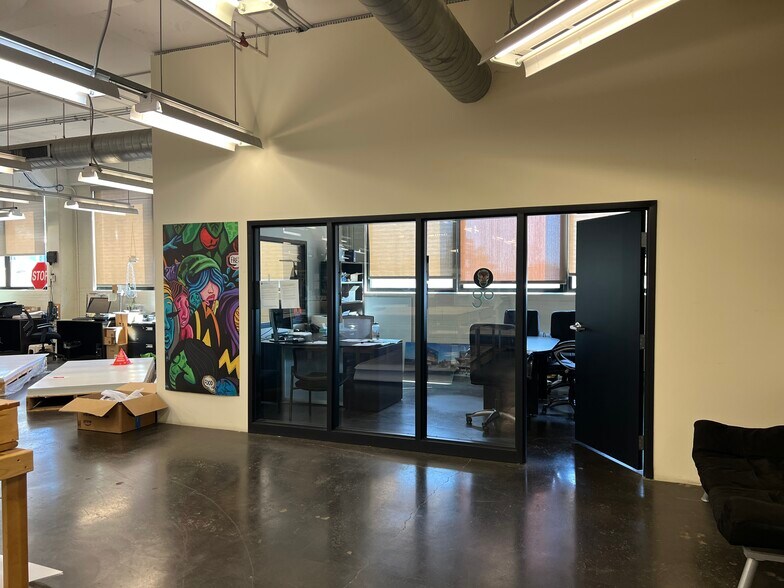 More Photos Of 1700-1702 Broadway St, Kansas City Warehouse For Lease