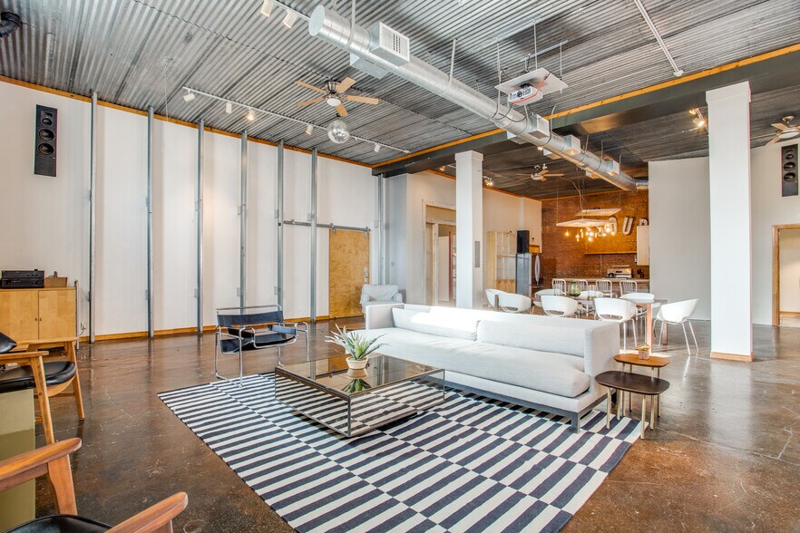 More Photos Of 4312 Elm St, Dallas Office Residential For Lease