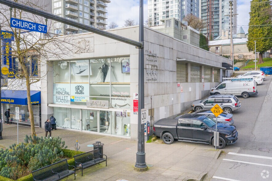 Primary Photo Of 511 Columbia St, New Westminster Storefront For Lease
