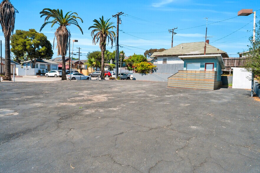 More Photos Of 339 S Pacific Coast Hwy, Redondo Beach Specialty For Lease