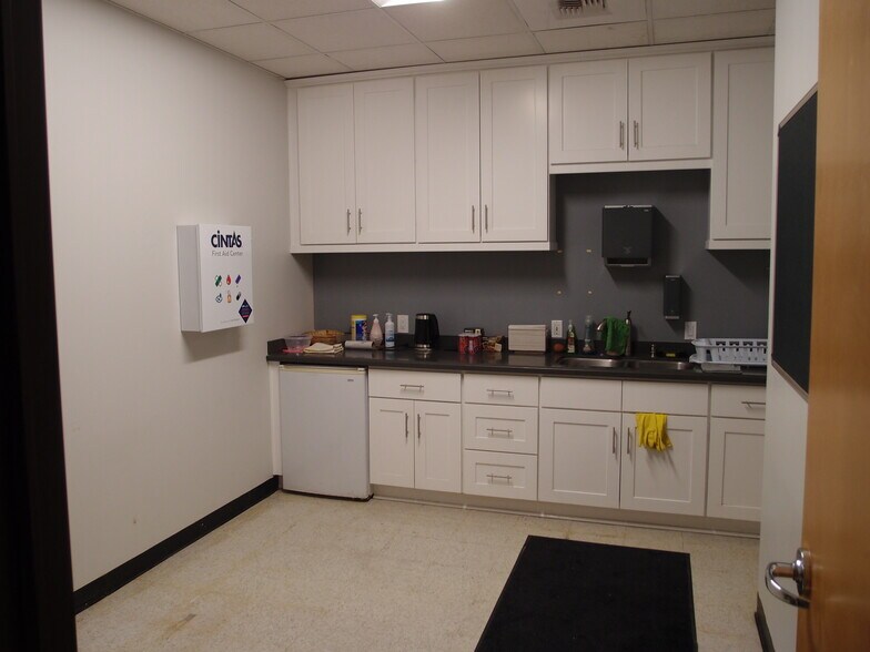 More Photos Of 17760 Rowland St, City Of Industry Distribution For Sale