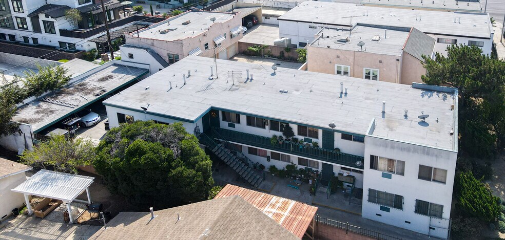 More Photos Of , Los Angeles Multifamily For Sale