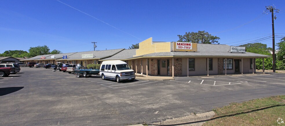 More Photos Of 400 Chisholm Valley Dr, Round Rock Unknown For Lease