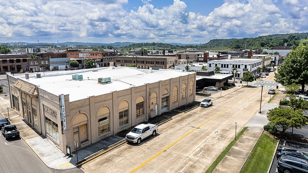 More Photos Of 212 E Sullivan St, Kingsport Storefront For Sale