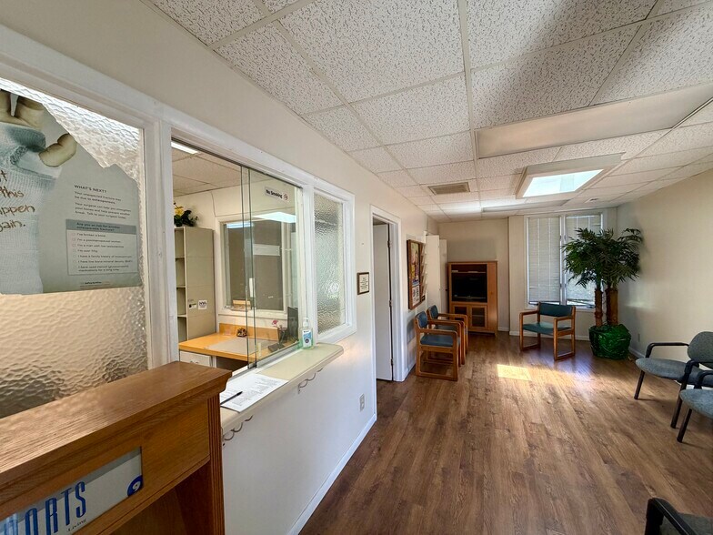 More Photos Of 111 Coastal Way, Chesapeake Medical For Lease