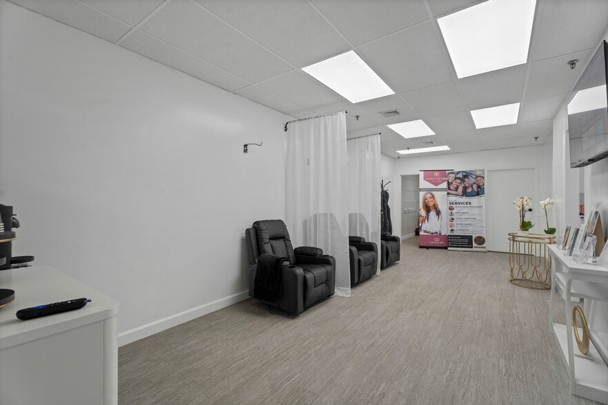 More Photos Of 449 Silas Deane Hwy, Wethersfield Medical For Sale