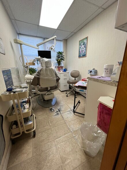 More Photos Of 207 Ocean Pky, Brooklyn Apartments For Sale