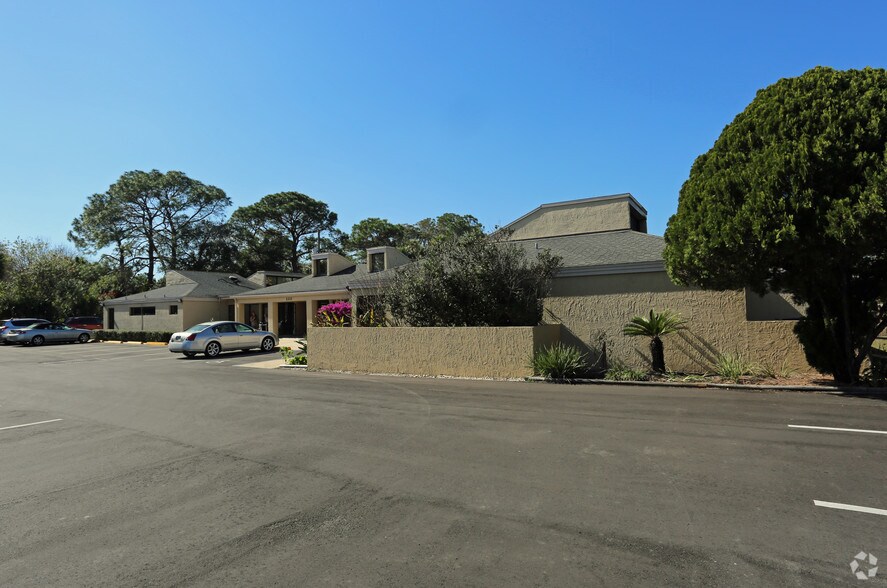 More Photos Of 100 Lake Shore Dr, Altamonte Springs Medical For Lease