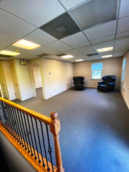 More Photos Of 350 S Main St, Doylestown Office For Lease