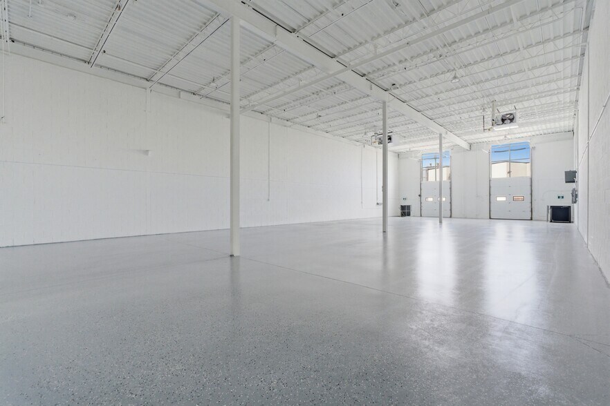 More Photos Of 397 Humberline Dr, Toronto Warehouse For Sale