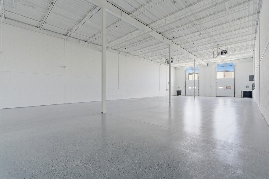 More Photos Of 397 Humberline Dr, Toronto Warehouse For Sale