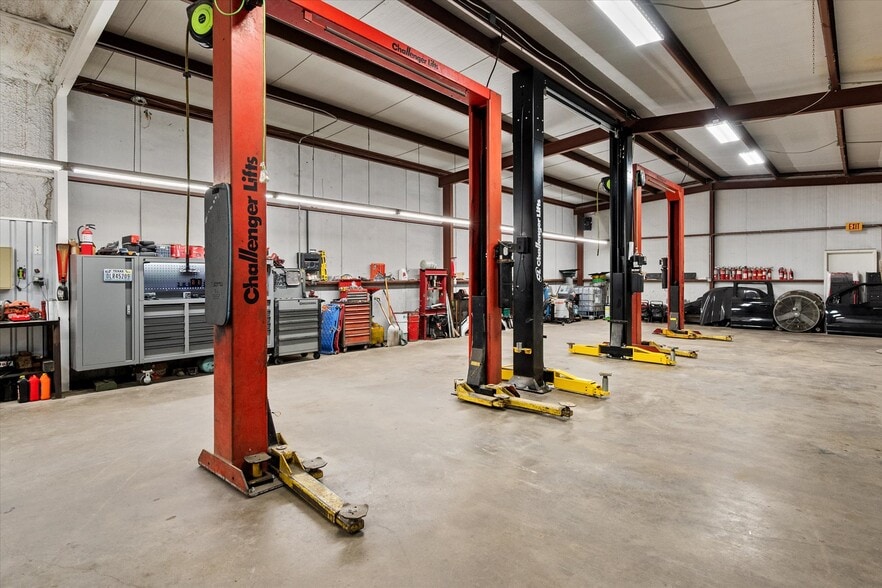 More Photos Of 308 S Beaton St, Corsicana Office For Sale