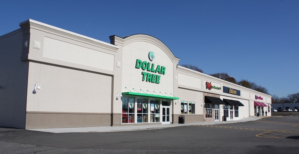 More Photos Of 1315 Main St, Willimantic Storefront For Lease