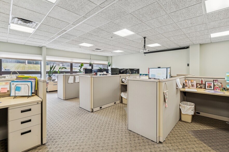 More Photos Of 1751 State Route 17A, Florida Industrial For Lease