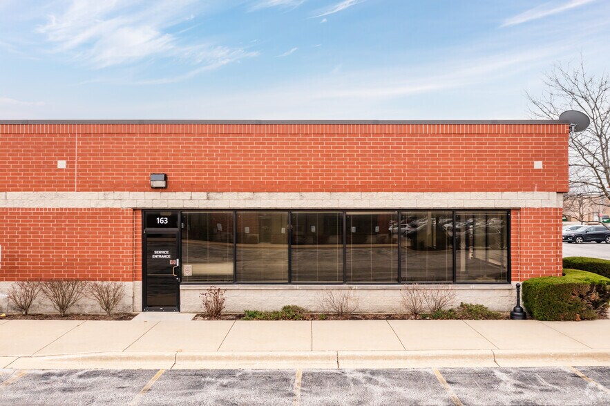 More Photos Of 1255 Bond St, Naperville Unknown For Lease