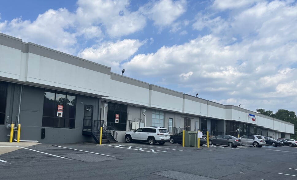 Primary Photo Of 5530-5636 Randolph Rd, Rockville Freestanding For Lease