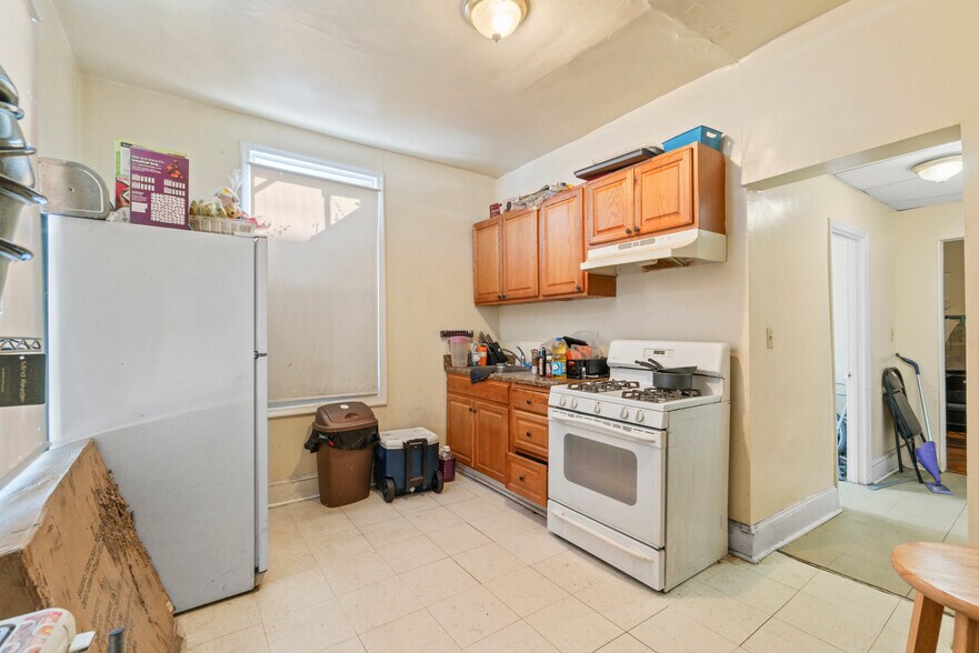 More Photos Of 3941 Lowndes Ave, Baltimore Multifamily For Sale