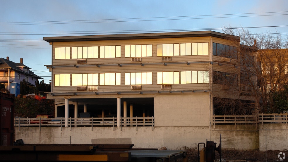 Primary Photo Of 1111 W Holly St, Bellingham Office For Lease