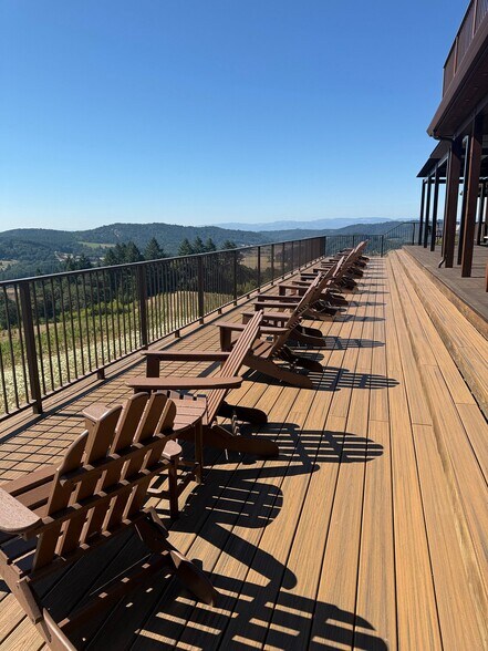 More Photos Of 10660 SW Youngberg Hill Rd, Mcminnville Hotel For Sale