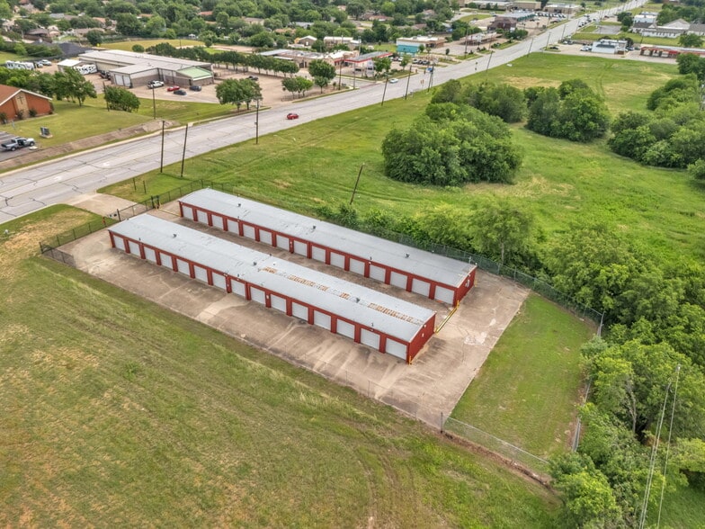 More Photos Of 5824 Watauga Rd, Watauga Self Storage For Sale