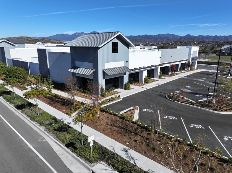 More Photos Of 28650 Airoso St, Rancho Mission Viejo Unknown For Lease