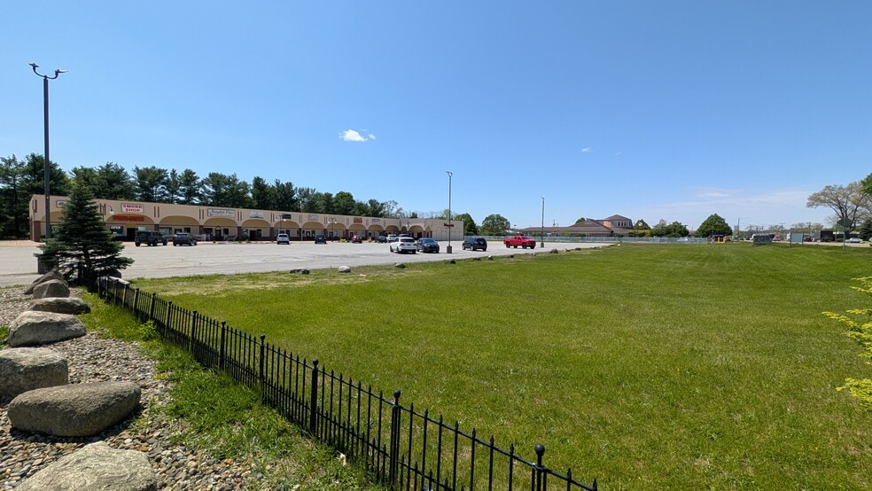 More Photos Of 705 County Road 6, Elkhart Freestanding For Sale