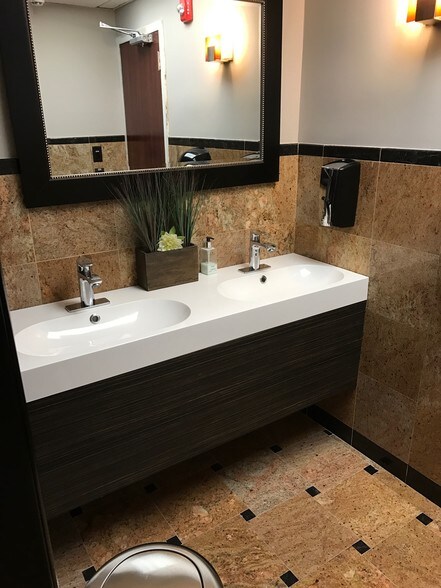 More Photos Of 315 Walt Whitman Rd, Huntington Station Office For Lease