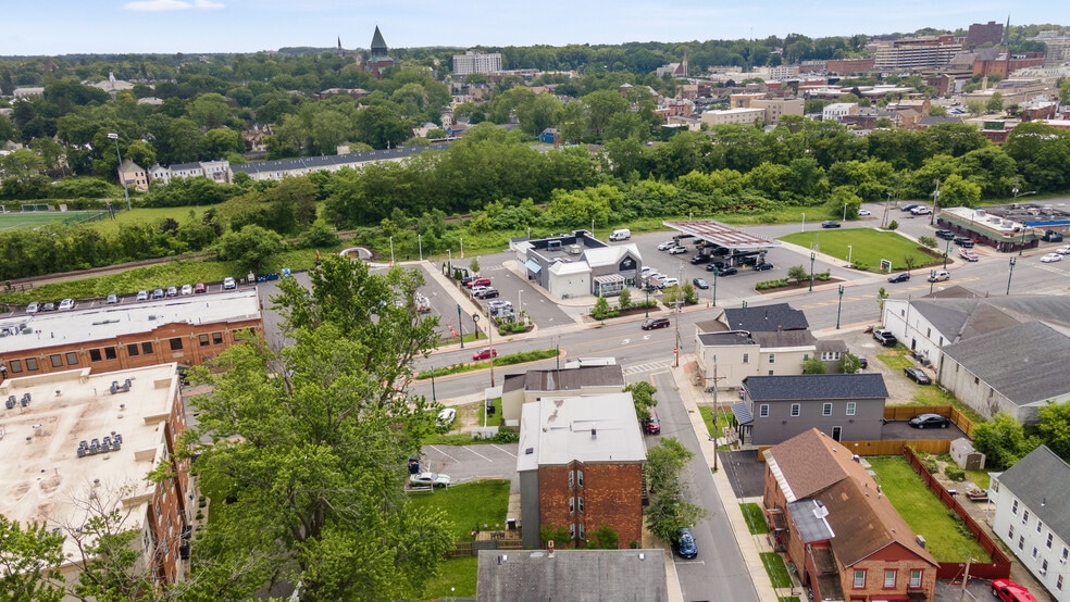 More Photos Of 23 Monroe St, Schenectady Apartments For Sale