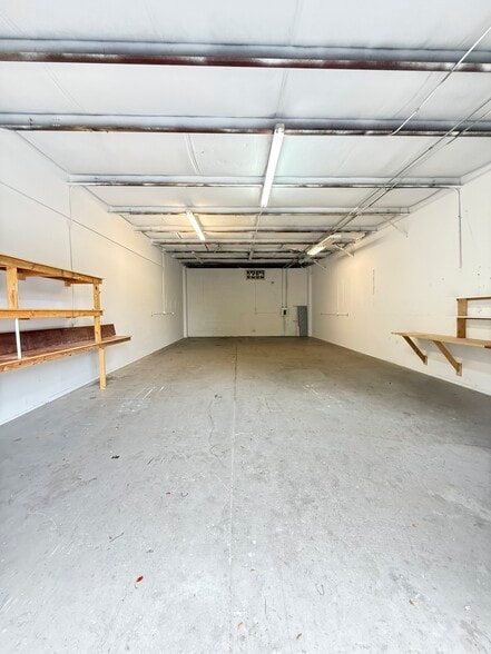 More Photos Of 1447 Rail Head Blvd, Naples Manufacturing For Lease