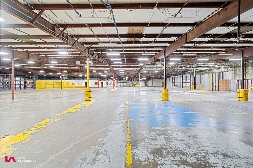 More Photos Of 1330 Atlanta Hwy, Madison Manufacturing For Sale