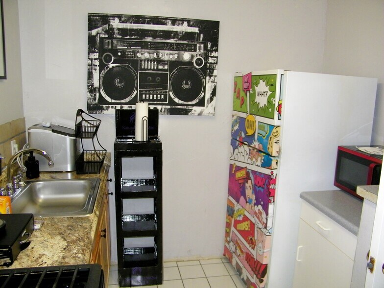 More Photos Of 604 N Van Buren St, Enid Freestanding For Sale