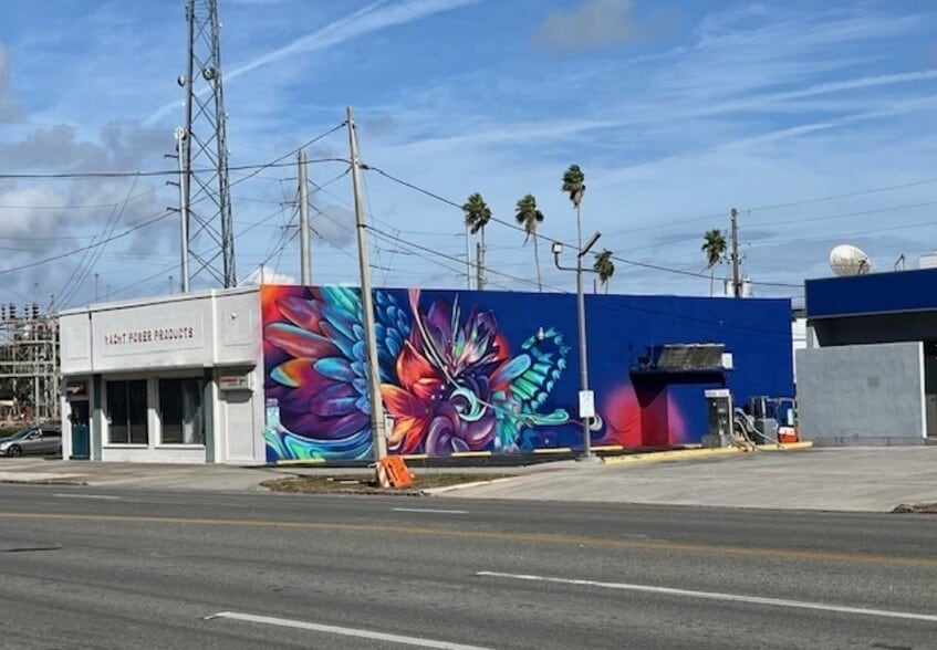 More Photos Of 1510 1st Ave N, Saint Petersburg Freestanding For Sale