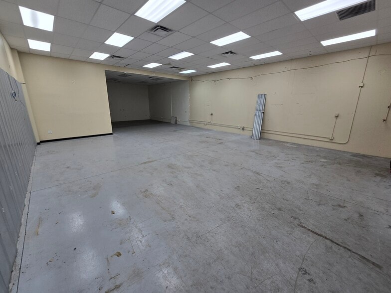More Photos Of 10310-10322 NW 55th St, Sunrise Warehouse For Lease
