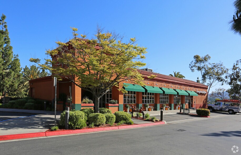 More Photos Of 17210 Bernardo Center Dr, San Diego General Retail For Sale